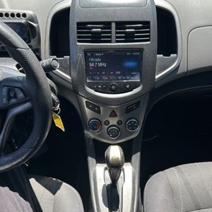 2014 Chevrolet SONIC LT AUTO — миниатюра 37