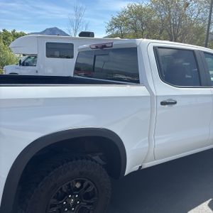 CHEVROLET SILVERADO 1500 ZR2 - 9