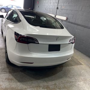TESLA MODEL 3 BASE - 7
