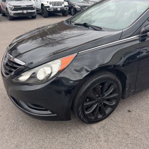 HYUNDAI SONATA GLS - 2