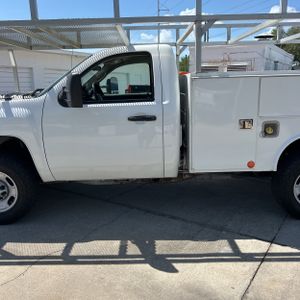 CHEVROLET SILVERADO 2500HD WORK TRUCK - 4
