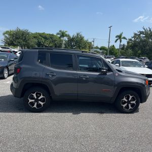 صورة 9 لـ 2022 JEEP RENEGADE TRAILHAWK