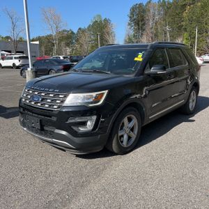 FORD EXPLORER XLT - 1