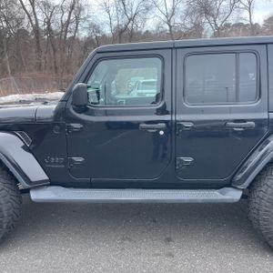 JEEP WRANGLER UNLIMITED SAHARA ALTITUDE - 4