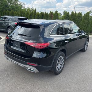 2026 Mercedes-BENZ GLC photo 8