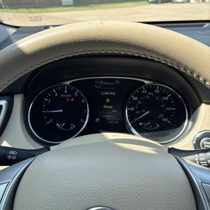 2015 Nissan ROGUE SL — миниатюра 42
