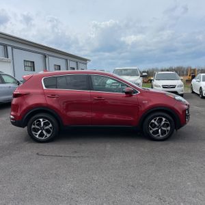 KIA SPORTAGE LX - 10