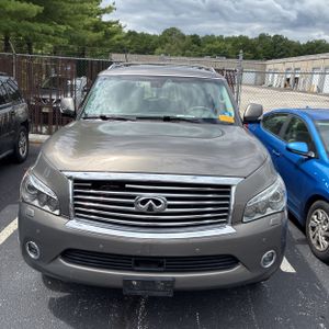 صورة 8 لـ 2014 Infiniti QX80 BASE