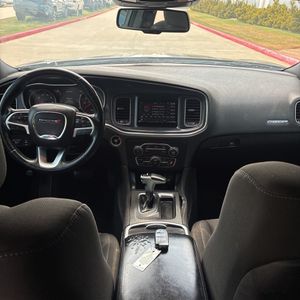 صورة مصغرة 36 لـ 2017 Dodge CHARGER SXT