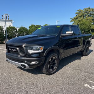 2019 RAM 1500 REBEL 照片 1