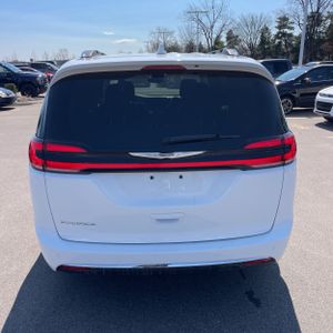 CHRYSLER PACIFICA TOURING L - 7