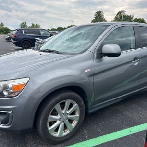 2014 Mitsubishi OUTLANDER SPORT SE — фото 2