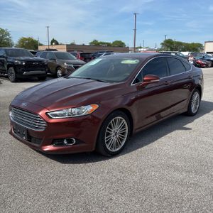 FORD FUSION SE - 1