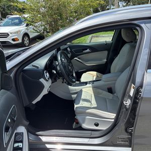 2016 Mercedes-BENZ GLA 缩略图 32