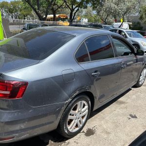 VOLKSWAGEN JETTA 1.4T S - 9