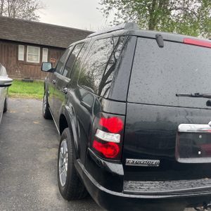 FORD EXPLORER LIMITED - 2