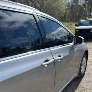 CHRYSLER PACIFICA TOURING-L - 9