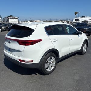 صورة 8 لـ 2018 KIA SPORTAGE LX