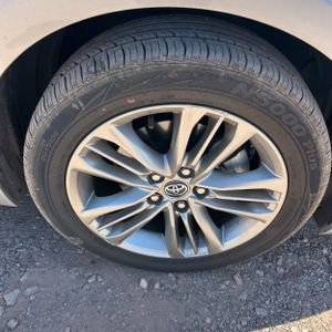2015 Toyota CAMRY SE thumbnail 20