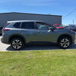 NISSAN ROGUE SV - 10