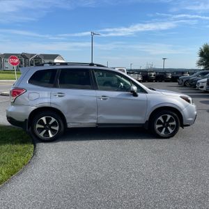 2017 Subaru FORESTER 2.5I LIMITED 照片 10