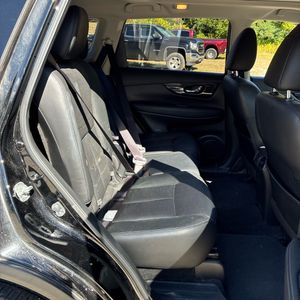 2017 Nissan ROGUE SL 照片 35