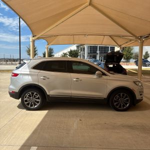 2017 Lincoln MKC SELECT 照片 10