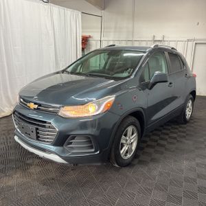 2021 Chevrolet TRAX LT — фото 1