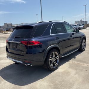صورة 8 لـ 2021 Mercedes-BENZ GLE