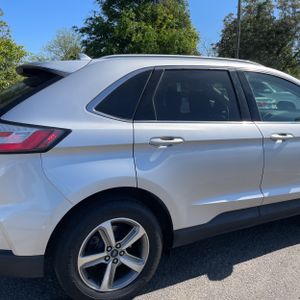 FORD EDGE SEL - 9