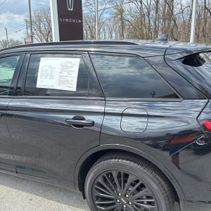 LINCOLN CORSAIR RESERVE - 6