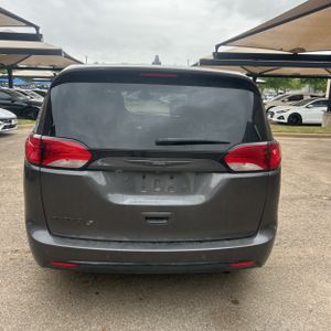 CHRYSLER PACIFICA TOURING PLUS - 7