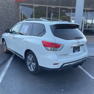 2015 Nissan PATHFINDER PLATINUM — фото 4