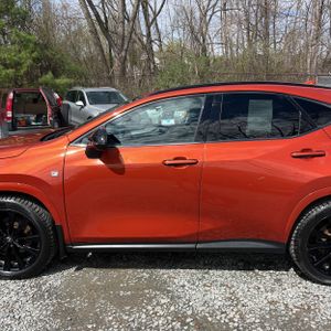 LEXUS NX 350 F SPORT HANDLING - 4