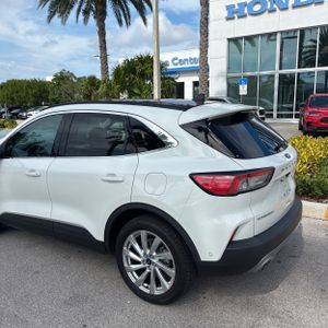 صورة 6 لـ 2021 FORD ESCAPE TITANIUM