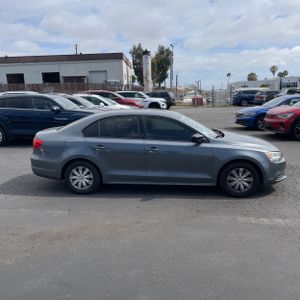 VOLKSWAGEN JETTA S - 10