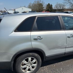 KIA SORENTO BASE - 9