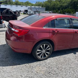 2014 Chrysler 200 TOURING — фото 9