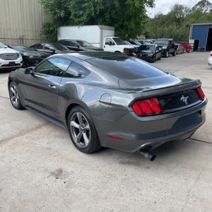 FORD MUSTANG V6 - 5