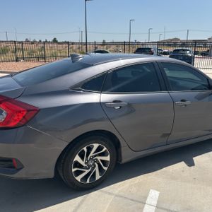 2018 Honda CIVIC EX 照片 9