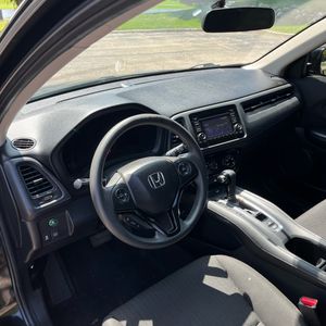 2017 Honda HR-V LX 照片 35