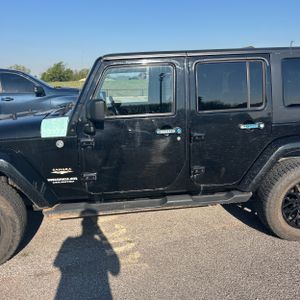 JEEP WRANGLER UNLIMITED SAHARA - 4