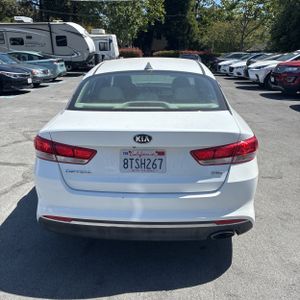 KIA OPTIMA LX TURBO - 6