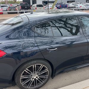 PORSCHE PANAMERA 4 - 9