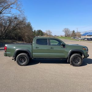 TOYOTA TACOMA - 10