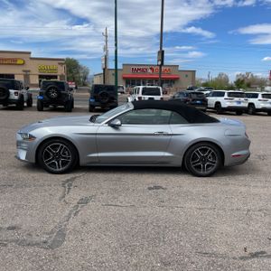 FORD MUSTANG ECOBOOST PREMIUM - 3