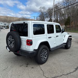 JEEP WRANGLER 4-DOOR SAHARA 4X4 - 8