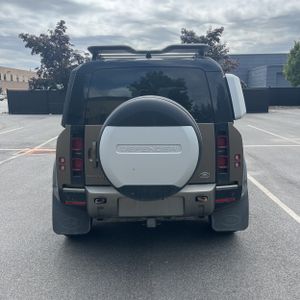2021 LAND Rover DEFENDER 110 X-DYNAMIC HSE — фото 7