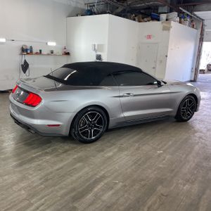 FORD MUSTANG ECOBOOST PREMIUM - 10