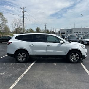 CHEVROLET TRAVERSE LT - 10